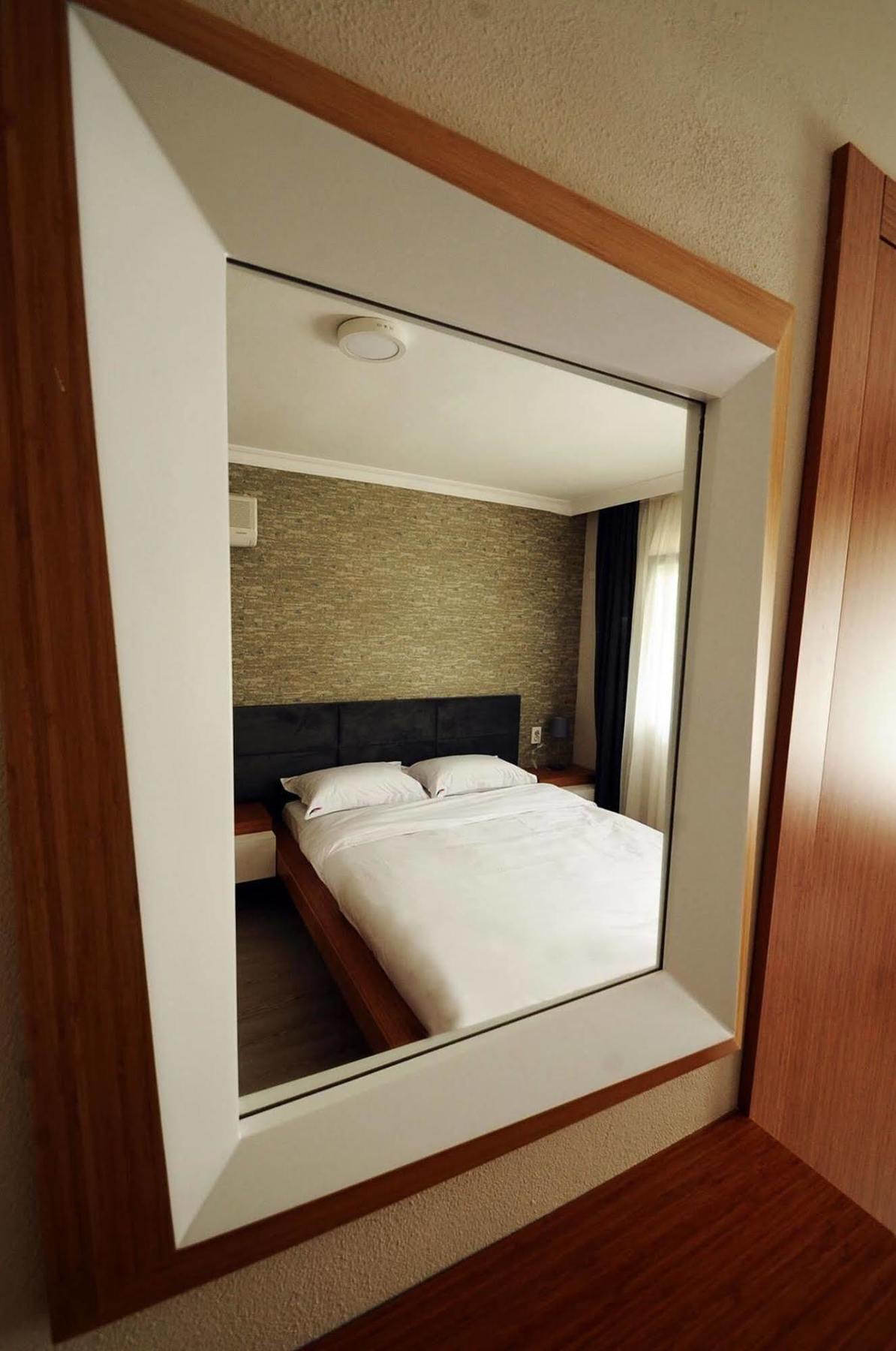 Hanedan Flora Apart Hotel Foça Dış mekan fotoğraf
